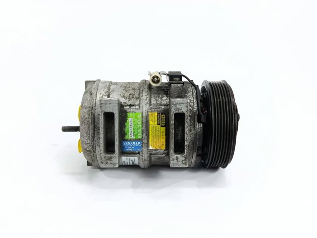 8708581 VOLVO Compresor de aire acondicionado  en stock Huelva