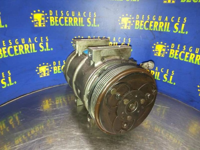 8708581 VOLVO Compresor de aire acondicionado  en stock Gandía