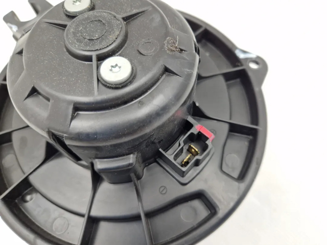8710302080 TOYOTA Ventilador habitáculo  en stock Huelva
