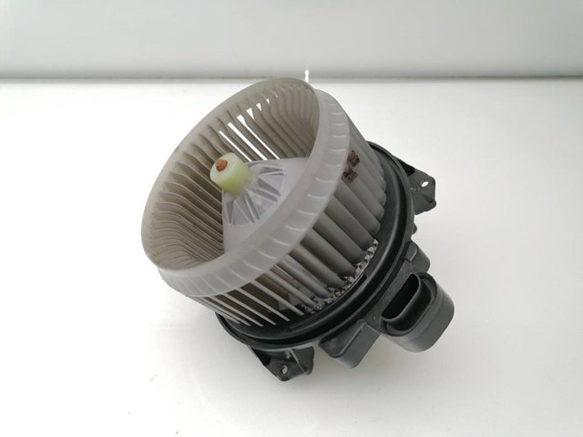 Motor eléctrico, ventilador habitáculo 8710305060 Toyota