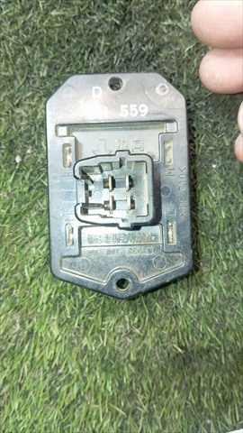Soporte estabilizador, Eje delantero 8713860280 TOYOTA