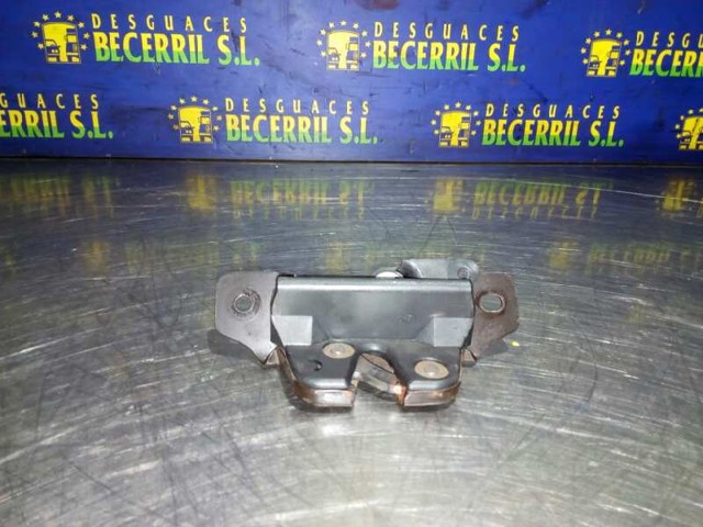 871951 PEUGEOT Cerradura de maletero  en stock Córdoba