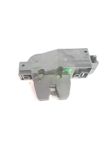 871982 PEUGEOT Cerradura de maletero comprar Bilbao