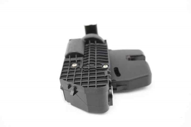 8719G6 Cerradura de tapa de maletero  comprar en Zaragoza