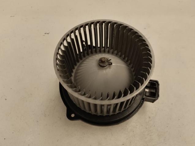 8727000690 MAZDA Ventilador habitáculo  en stock Córdoba