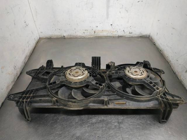 872800600 Difusor del radiador de refrigeración con motor y hélice  disponible Burgos