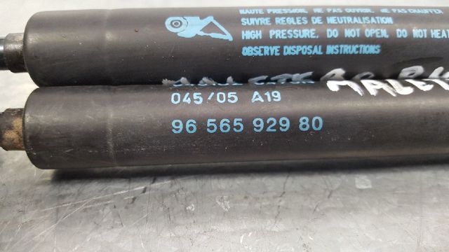 PEUGEOT 8731K4 Amortiguador maletero comprar Pamplona