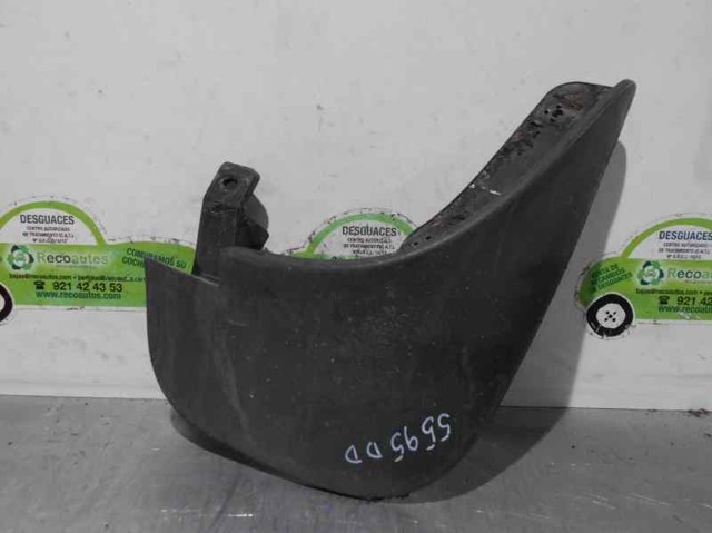 Listón embellecedor/protector, guardabarros trasero derecho 877442E000 Hyundai/Kia