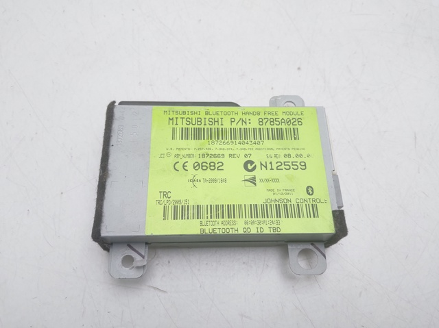 8785A026 Mitsubishi