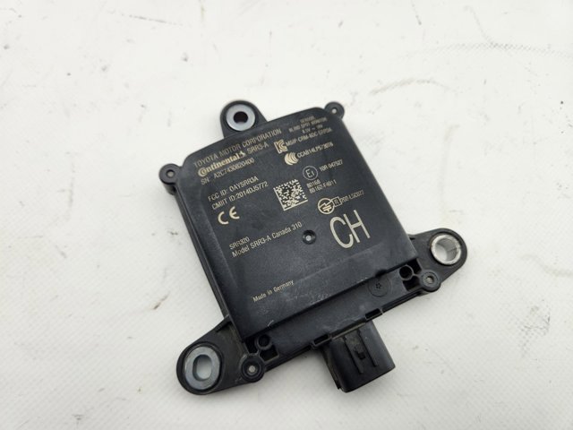 88162F4011 Toyota