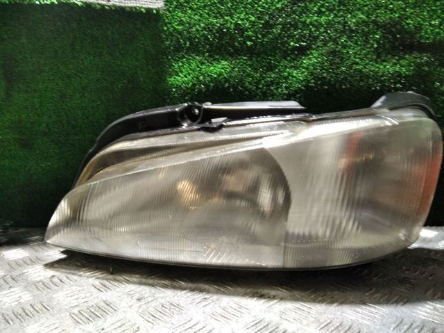 PEUGEOT 88202144 Faro izquierdo  en stock Terrassa
