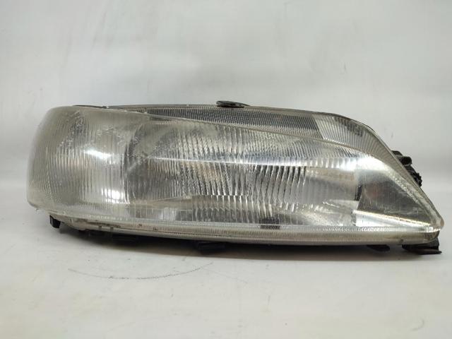 88203989D PEUGEOT Faro derecho  en stock Gandía