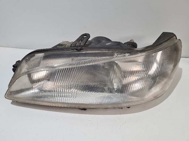 88203990G Faro izquierdo  comprar en Pontevedra