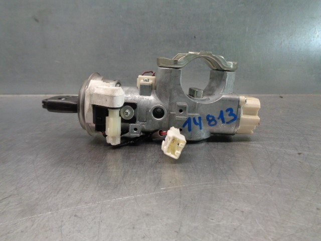 88215AG000 Subaru