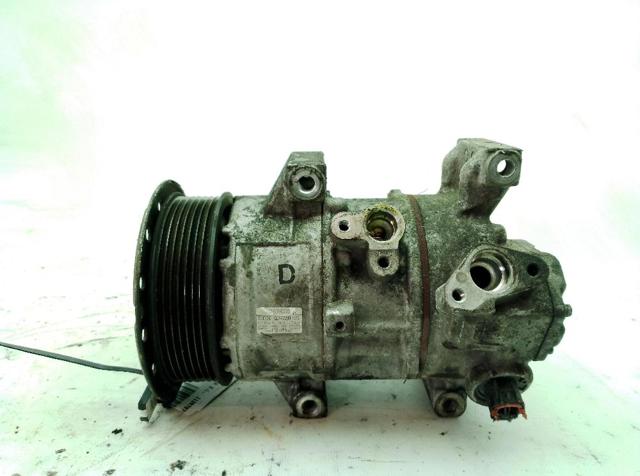 8831002400 TOYOTA Compresor de aire acondicionado  en stock Córdoba