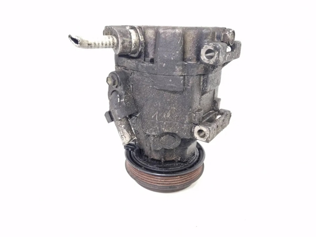 8832052010 TOYOTA Compresor de aire acondicionado  en stock Córdoba