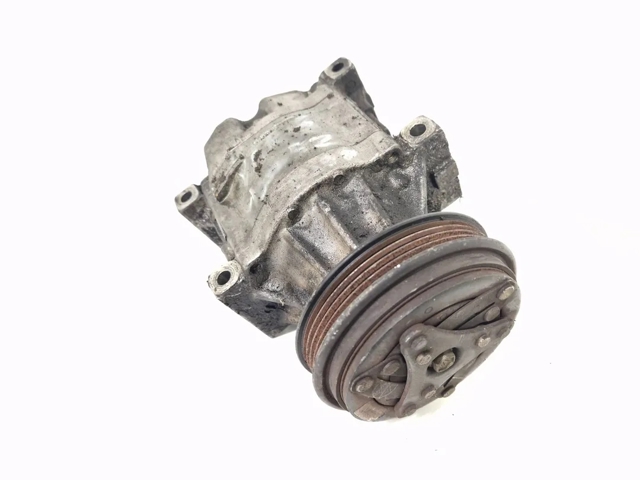 8832052010 TOYOTA Compresor de aire acondicionado  disponible Ourense