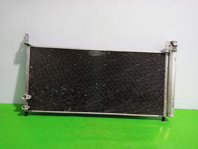 8845002430 TOYOTA Condensador de aire acondicionado  disponible Vigo