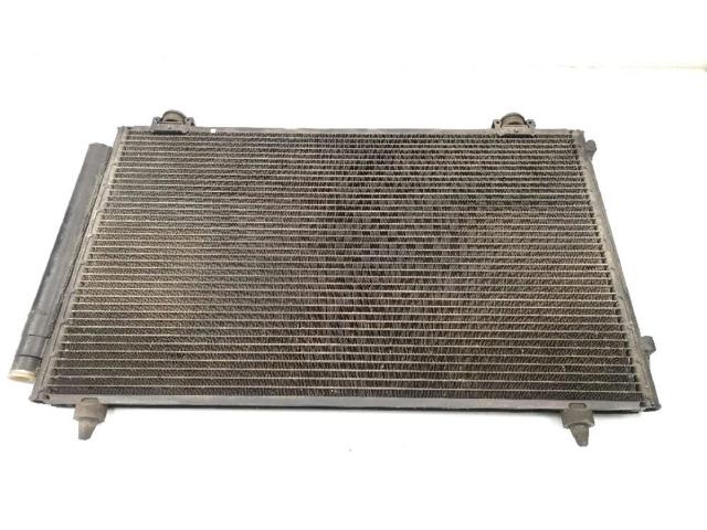 Condensador Corolla  hatchback (2002-2006) original desde 93,97 €