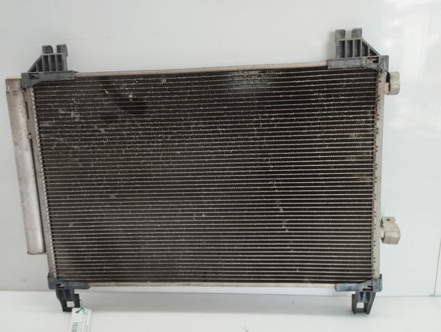 Condensador / radiador  aire acondicionado para toyota yaris 1.4 d-4d (nlp90_) 1ndtv 884600D060