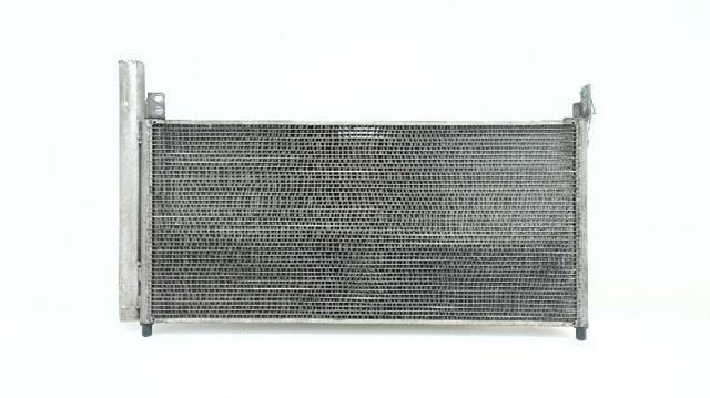 Radiador de aire acondicionado Toyota Prius (2009-2016)