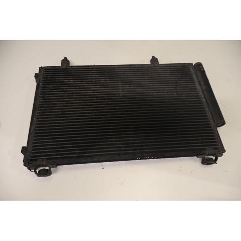 TOYOTA 8846052020 Condensador aire acondicionado  en stock Terrassa