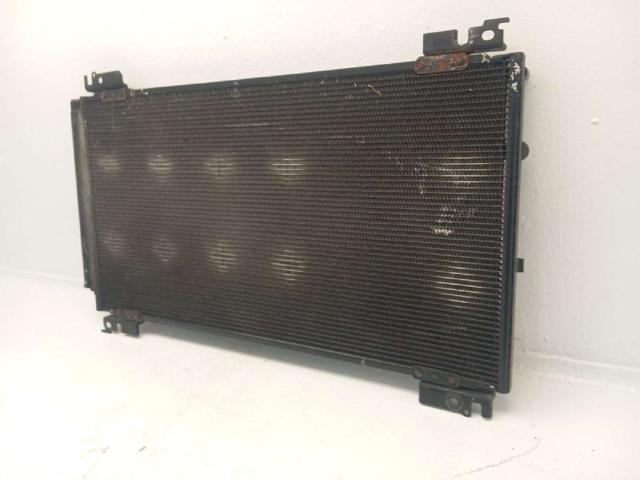 8846053040 TOYOTA Condensador aire acondicionado  en stock Huelva