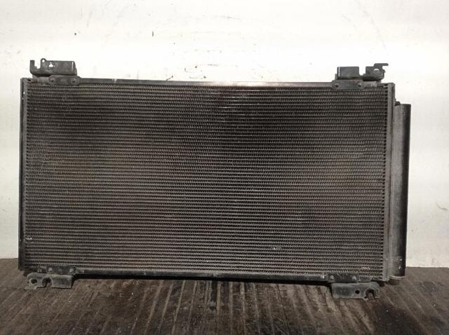 8846053040 TOYOTA Condensador de aire acondicionado  disponible Vigo