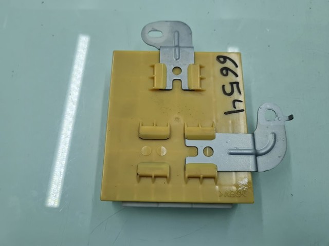 8865060680 Toyota