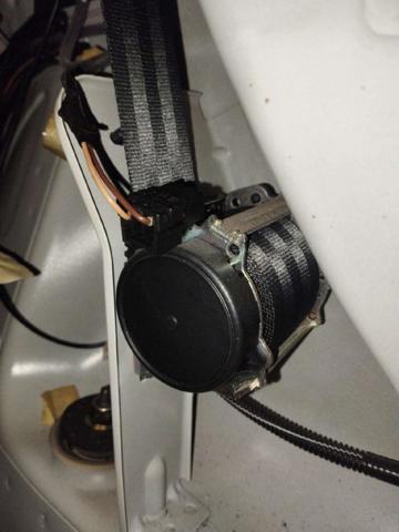 888404130R Cinturón de seguridad trasero derecho  disponible Burgos