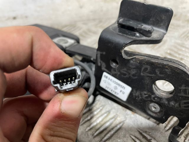 888430005R Renault (RVI)
