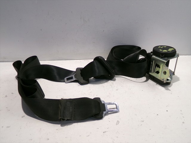 888503110R Cinturón de seguridad trasero central comprar Sevilla