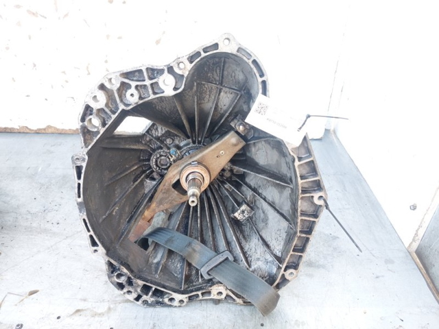 88VT7K400AA Ford