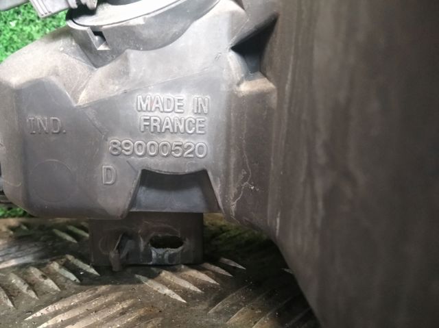 89000520 Faro derecho comprar Girona