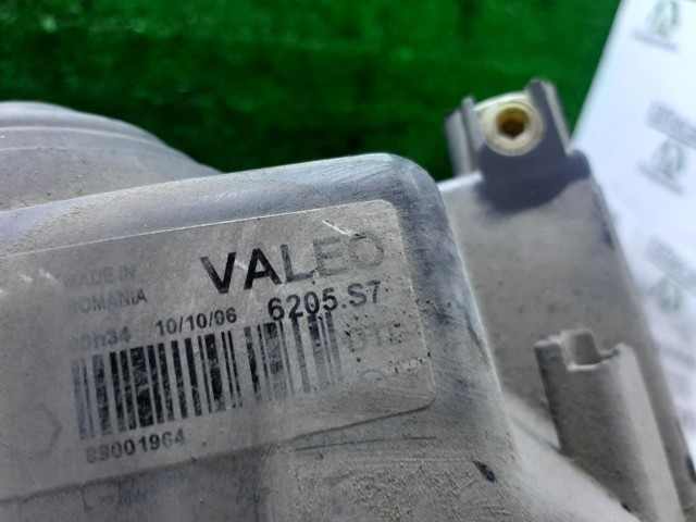 PEUGEOT 89001964 Faro derecho  en stock Terrassa