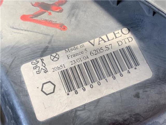 PEUGEOT 89001964 Faro derecho comprar Pamplona