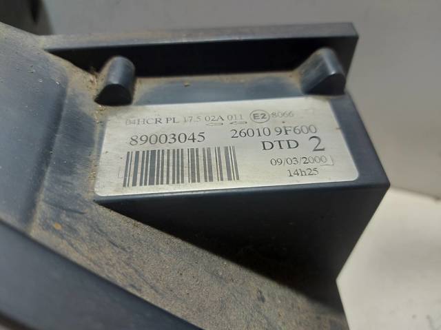 89003045 Faro derecho  comprar en Reus