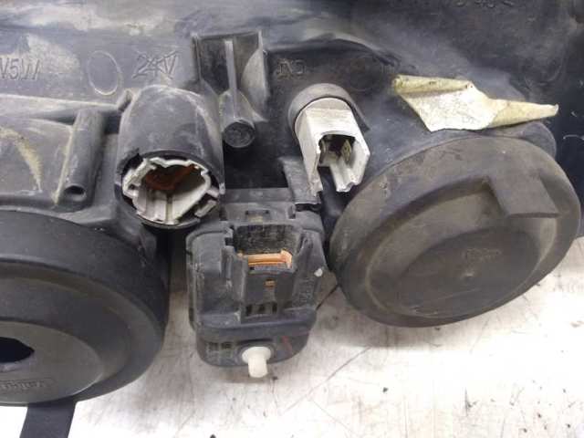 Faro delantero derecho para Nissan Primera  (P11)