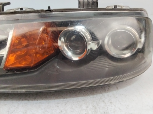 89100449 Faro izquierdo  en stock Sabadell