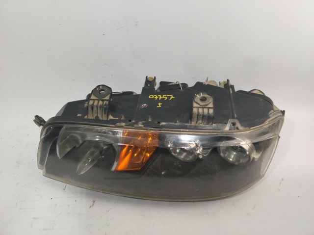 FIAT 89100449 Faro izquierdo  en stock Valencia