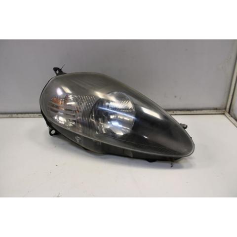 FIAT 89101388 Faro derecho  disponible Valladolid