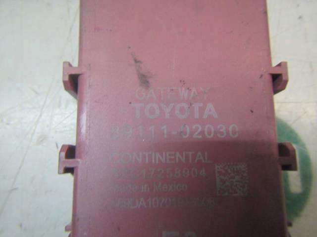 8911102030 TOYOTA  en stock Gandía