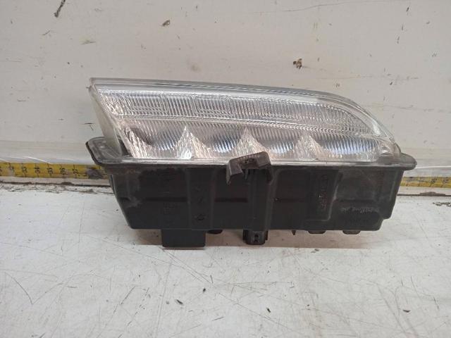 89208541 Luz diurna derecha  en stock Granada