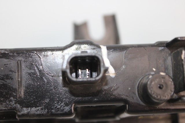 89208551 RENAULT Faro antiniebla derecho  en stock Córdoba