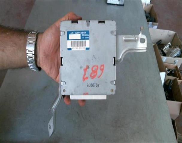 8929360032 Toyota