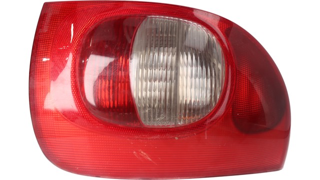 89300260 PEUGEOT Piloto trasero derecho  comprar en Jaén