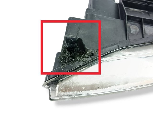 Faro delantero derecho para Audi A4  (8D5)