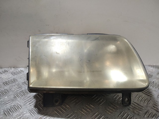 89302820 Faro derecho  disponible Burgos
