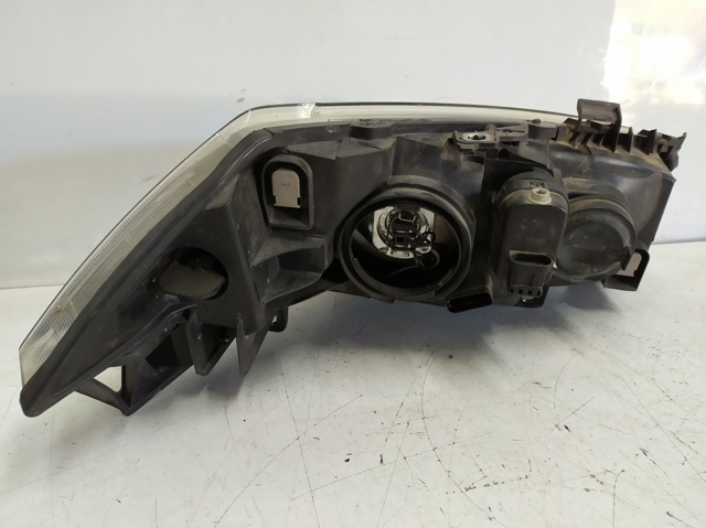 89306990 RENAULT Faro izquierdo  en stock Huelva