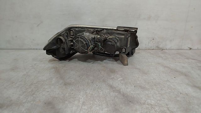 RENAULT 89312730 Faro izquierdo comprar Barcelona